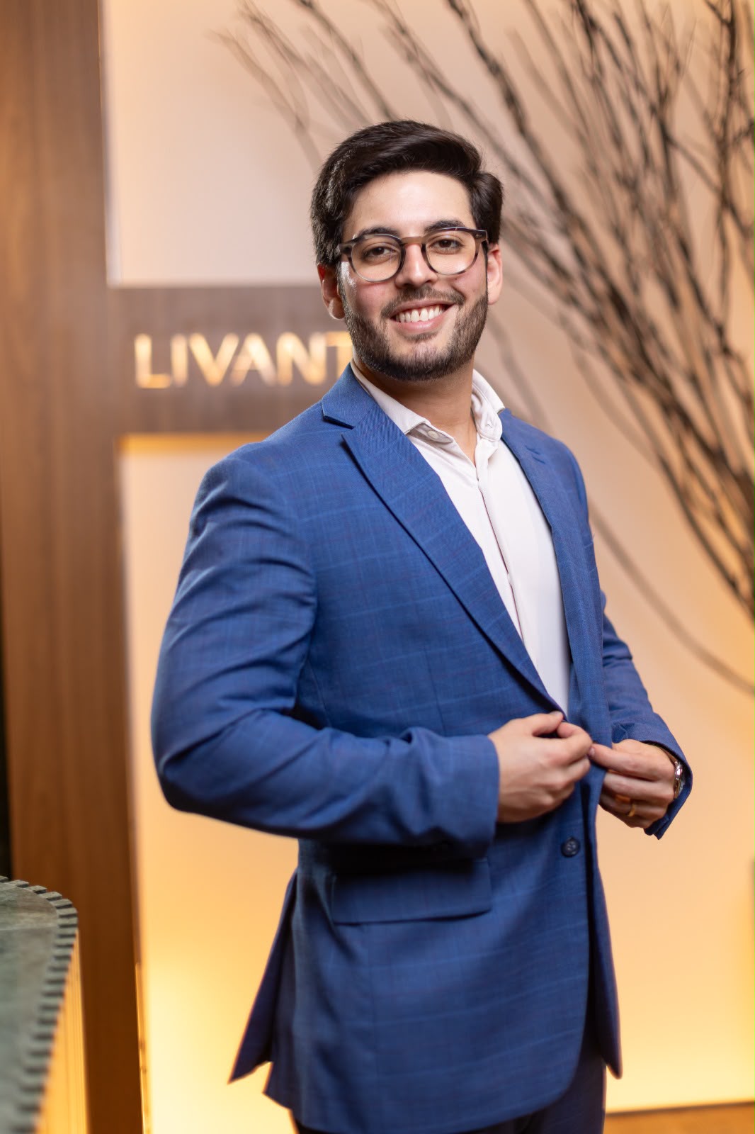 Ruy Santos em ambiente de atendimento